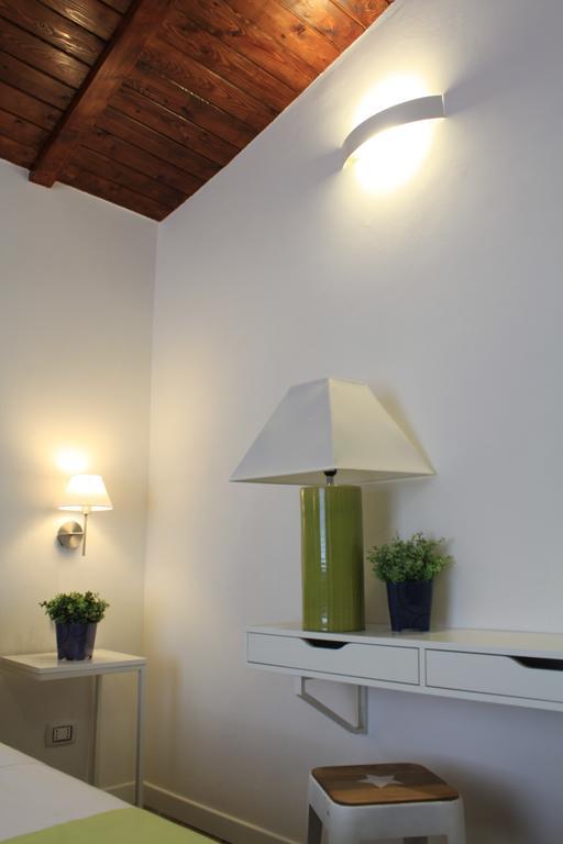 أنغويلارا سابازيا La Maison Du Lac الغرفة الصورة