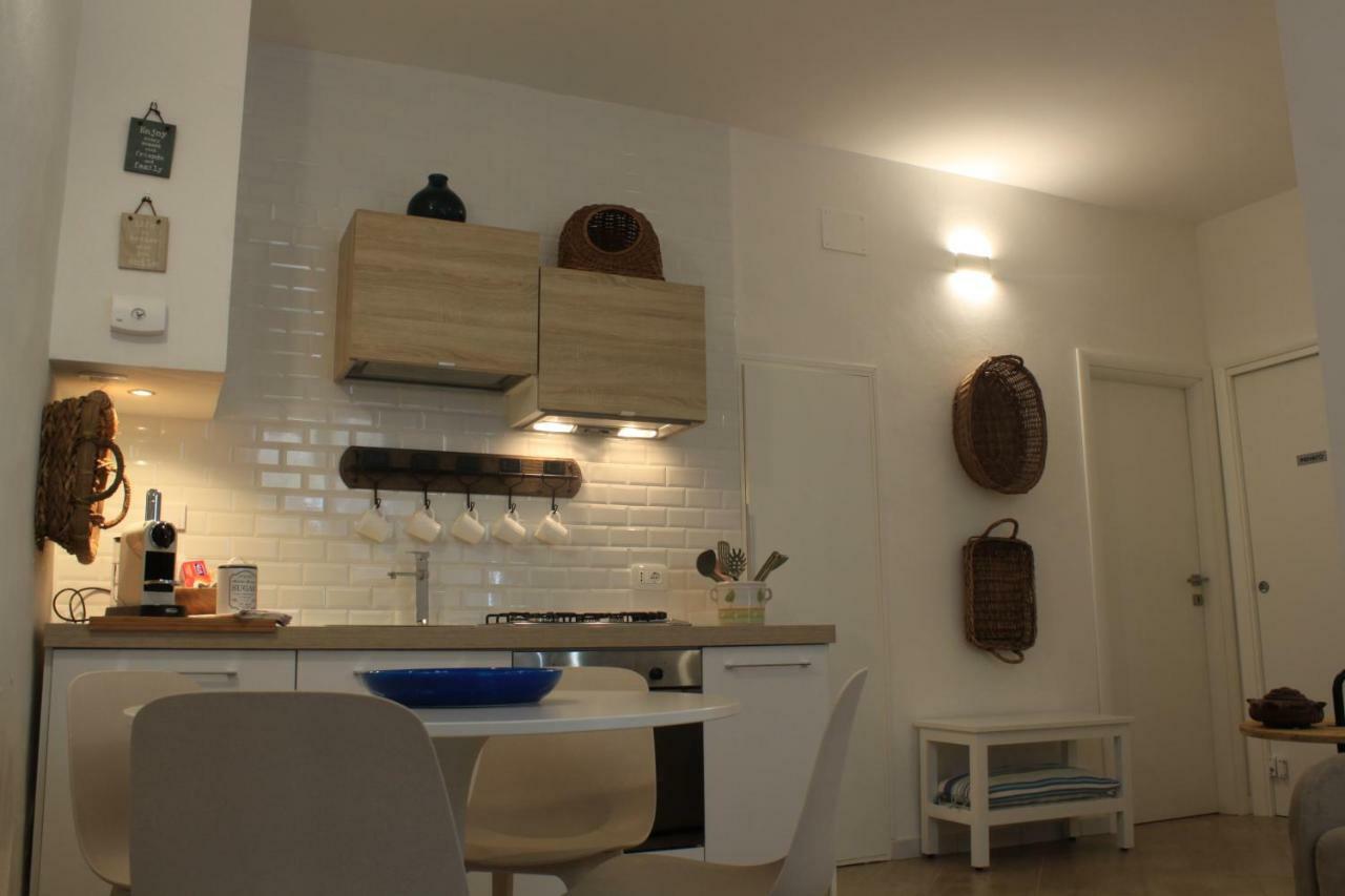 أنغويلارا سابازيا La Maison Du Lac الغرفة الصورة